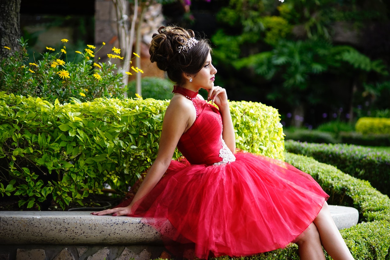 how-to-select-the-best-prom-dress-webzoneglobal